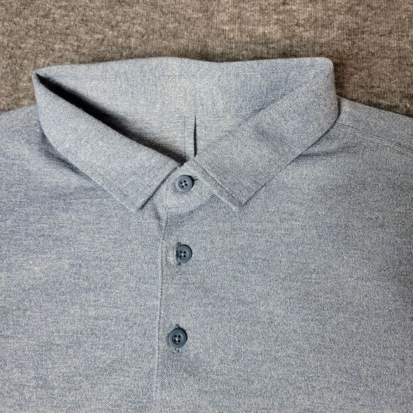 Lululemon Men's  Polo Shirt Size M Short-Sleeve 3-Button Light Blue - Picture 3 of 9